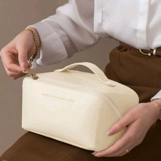 Cloud Shaped Cosmetic Bag