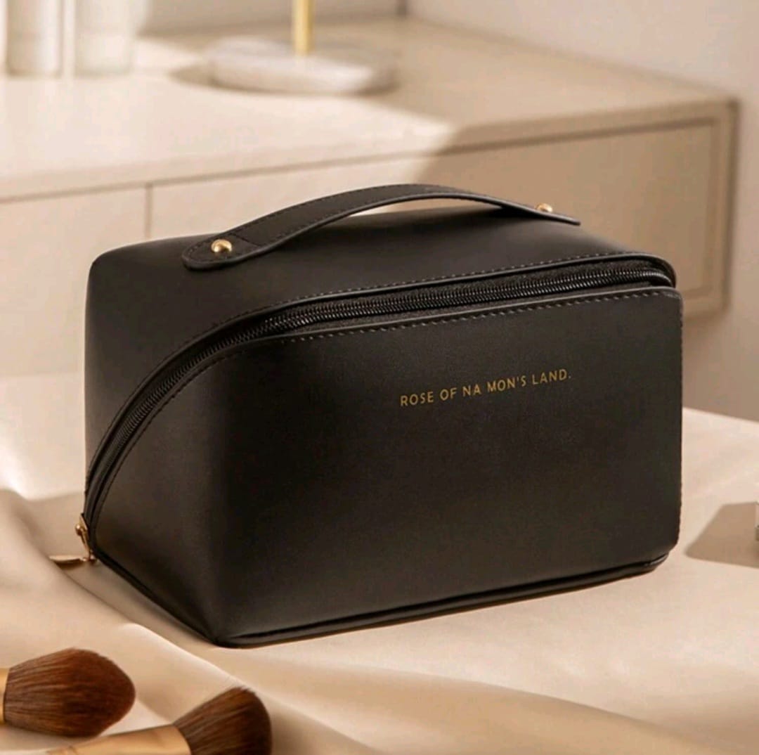 Cloud Shaped Cosmetic Bag