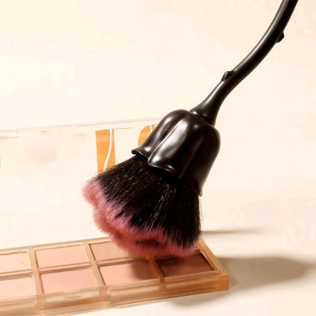 Rose Flower Design Makeup Powder Brush