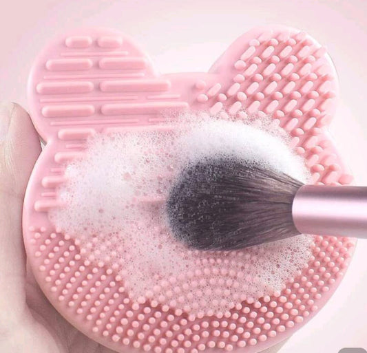 Cat Ears Design 2-in-1 Makeup brush cleaning pad with cleaning sponge